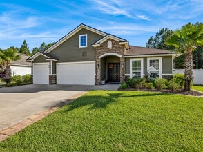 Building Photo - 79425 Plummer's Creek Dr