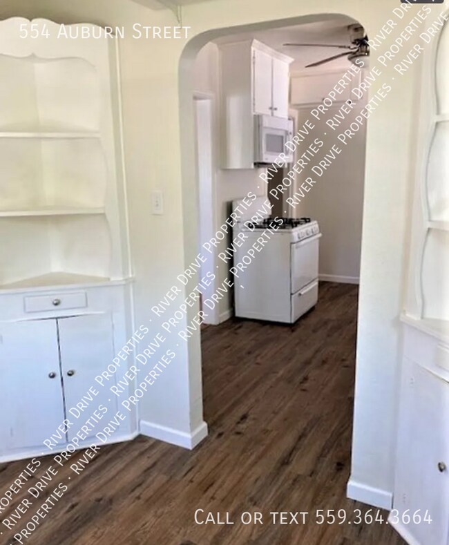 Building Photo - PRICE DROP- Spacious Vintage Beauty in Tulare