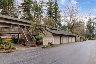 Building Photo - 14844 SW 109th Ave