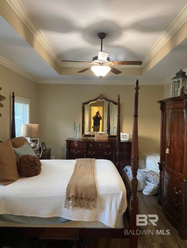 Building Photo - 728 Amador Avenue