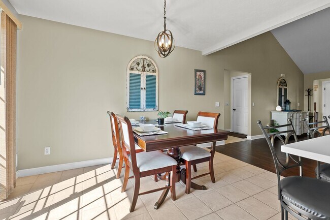 Building Photo - Four bedroom ranch style home in Mattawan!