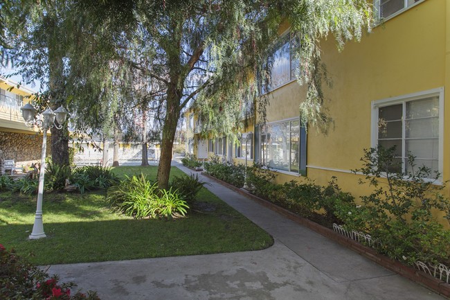 Building Photo - Monterey Gardens Apartments
