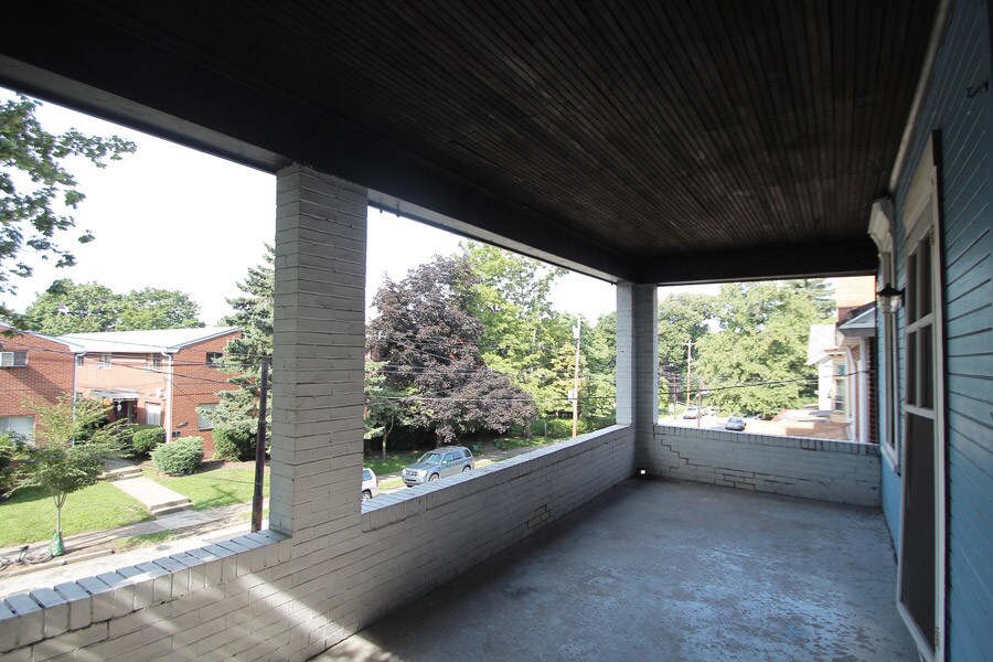 Building Photo - 435 Franklin Ave