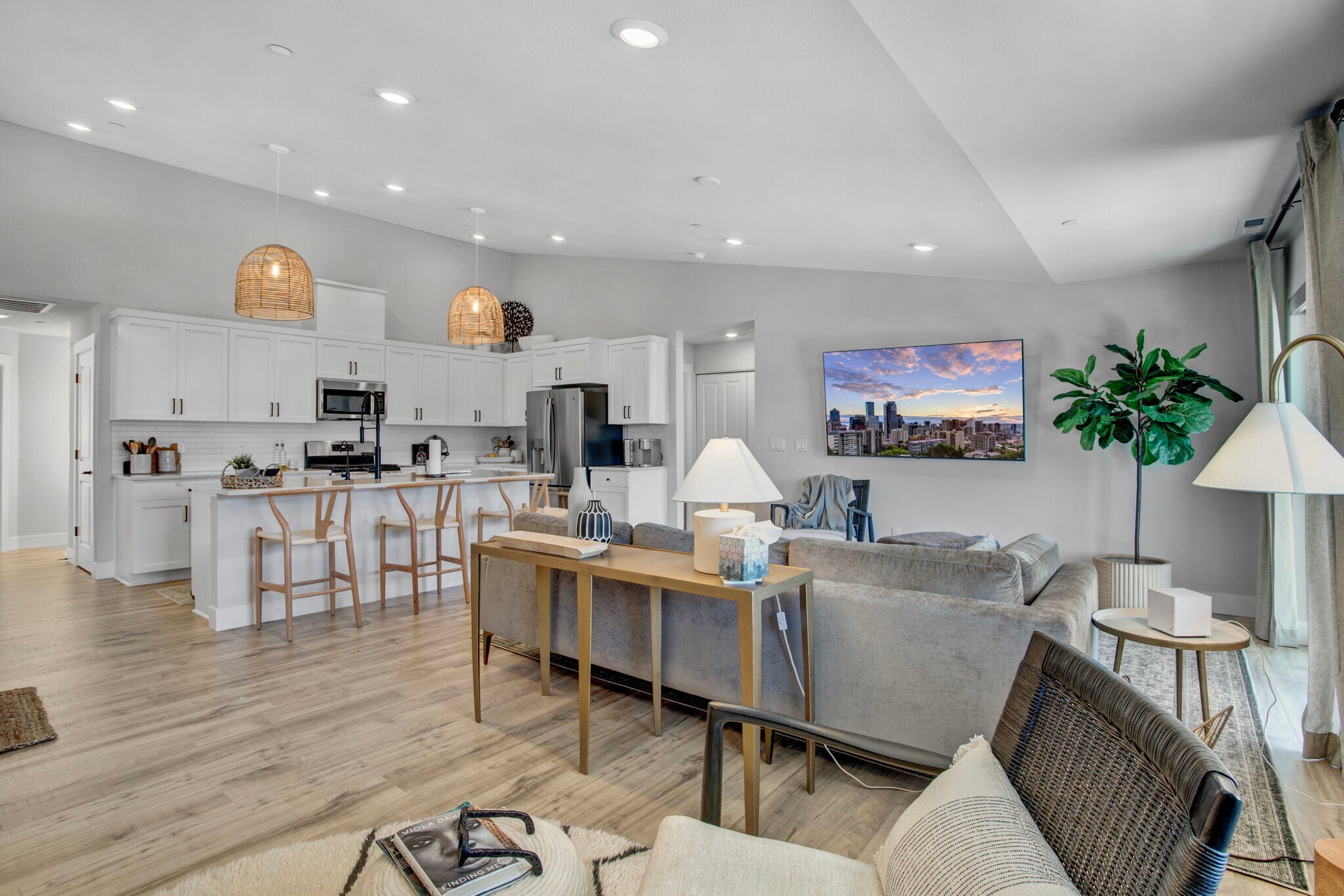 Building Photo - 16625 SW Botany Bay Ln