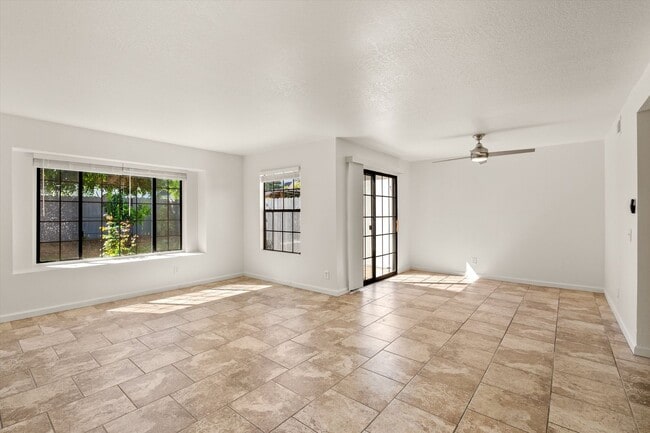 Building Photo - Renovated 2bed x 2.5bath Townhouse with Private Patio & 2-Car Garage