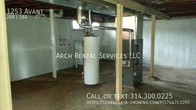 Building Photo - 1253 Avant-