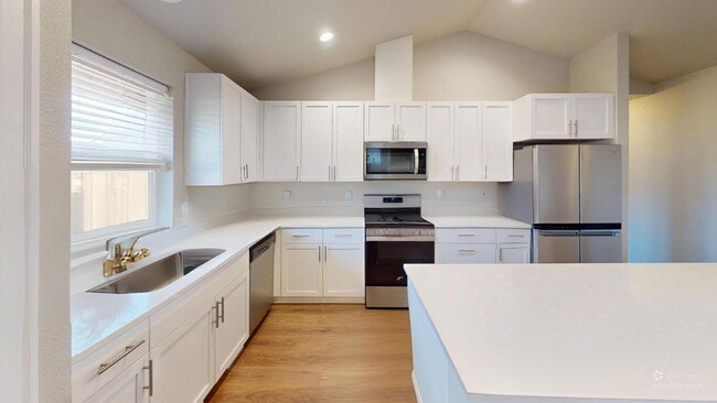 Building Photo - Be the first one to RENT this home! 3 bedrooms, 2 bathrooms, SINGLE LEVEL home with beautiful Lan...