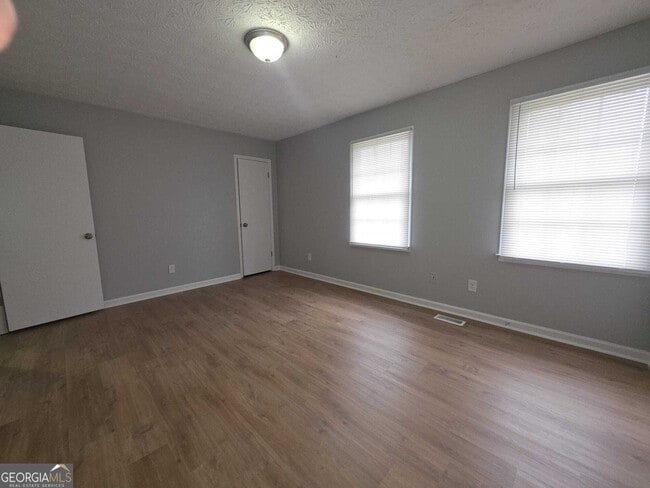 Building Photo - 131 Toby Springs Ln