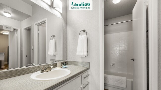 Building Photo - 250 S Elizabeth Way