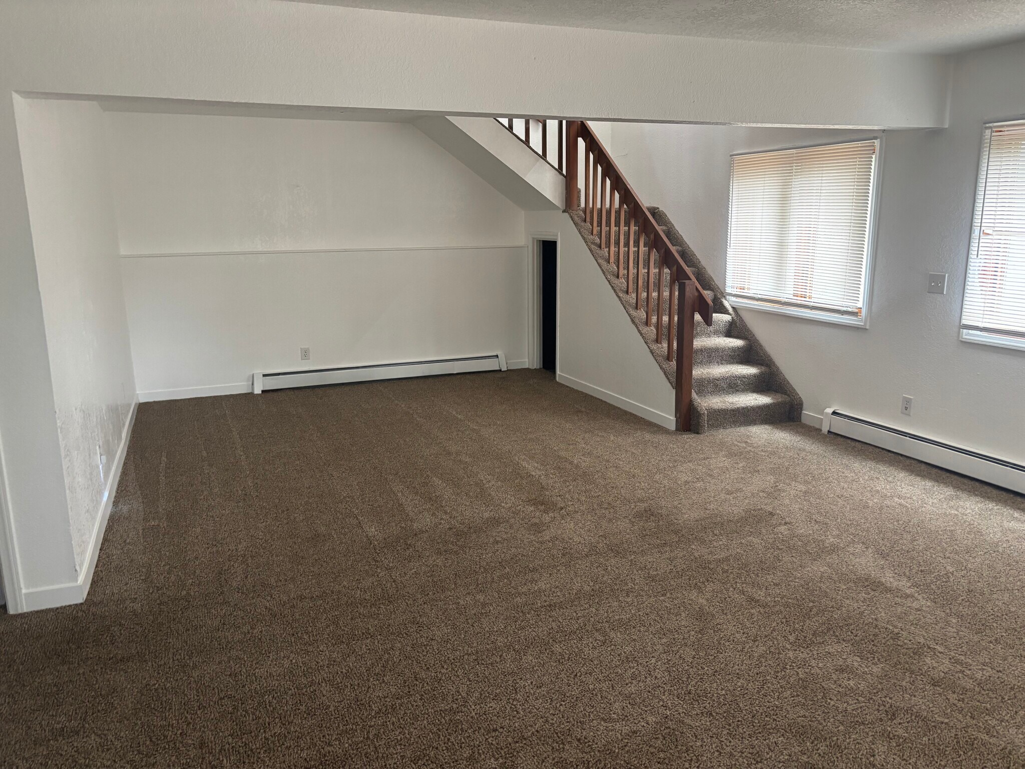 Building Photo - 3033 Pinnacle Dr