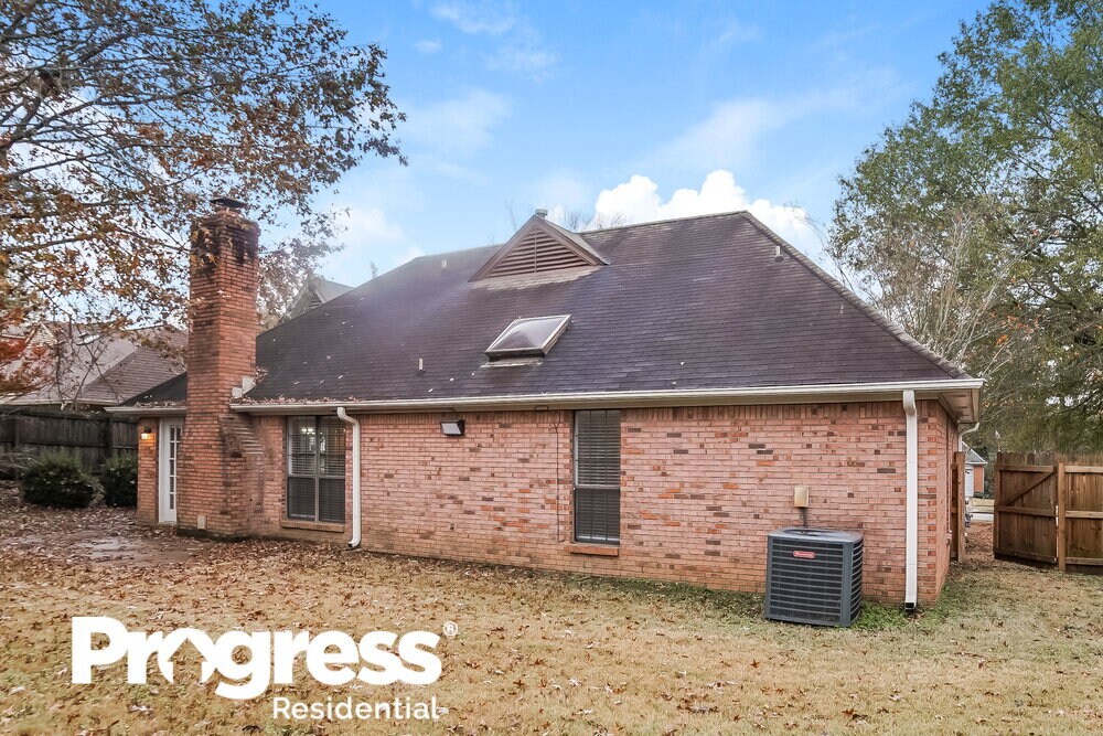 Building Photo - 8672 Debbie Kay Ln