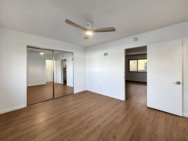 Building Photo - Upgraded 1BD/1BA Condo in Mission Hills W/...