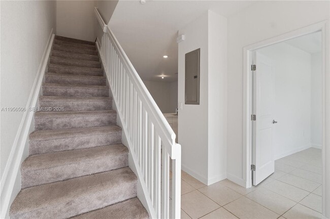 Building Photo - 26487 SW 148th Ave