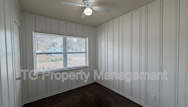 Building Photo - 1842 Paine Ave