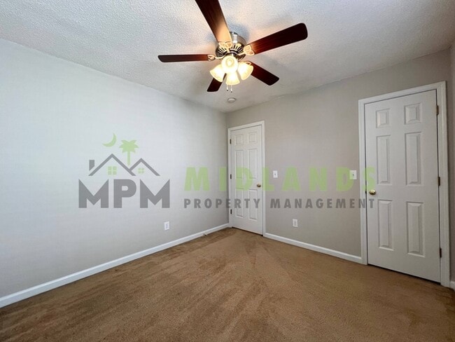 Building Photo - 139 Arthurdale Dr