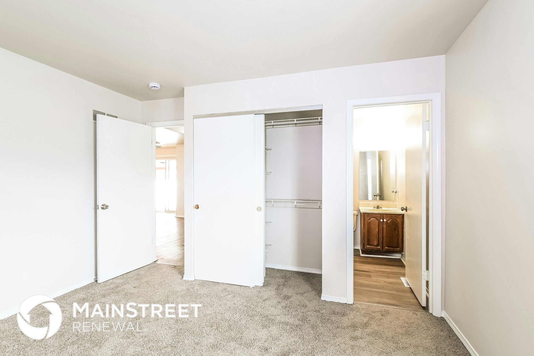 Building Photo - 4 Inverness Ct