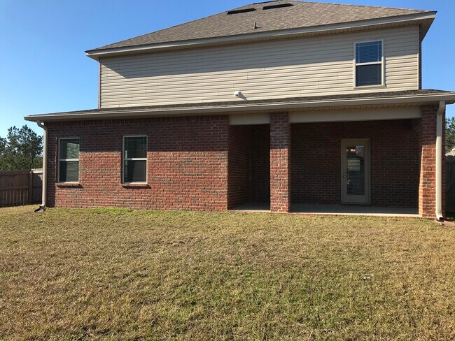 Bif fenced in backyard - 3776 River Trace Dr