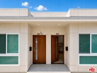 Building Photo - 233 N Berendo St