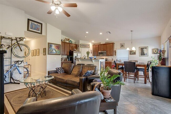 Building Photo - 11020 Tahiti Isle Ln