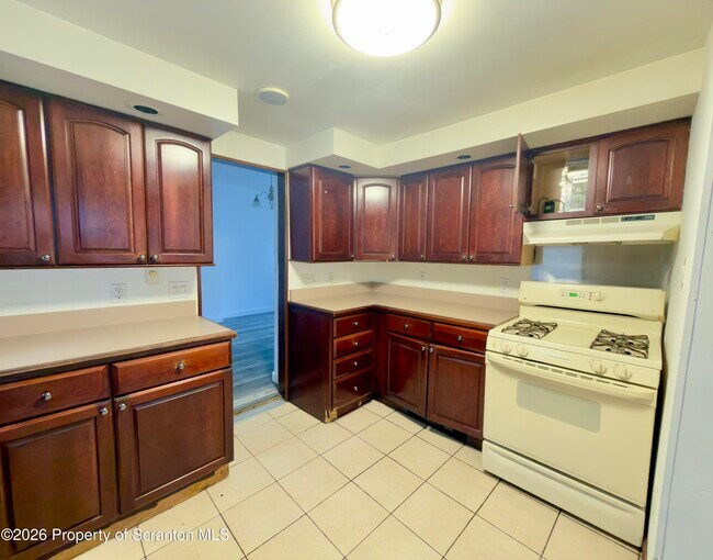 Building Photo - 512 Emmett St