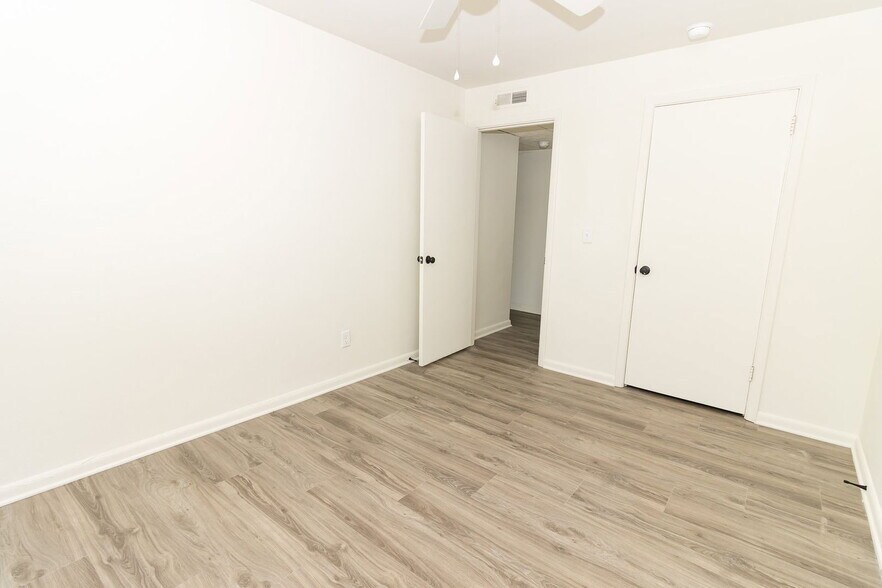 Building Photo - 513 Donaldson Rd