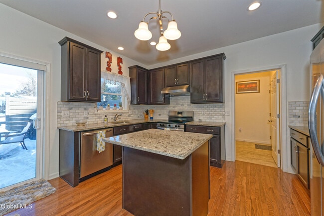 Building Photo - 1 Haywood Ln