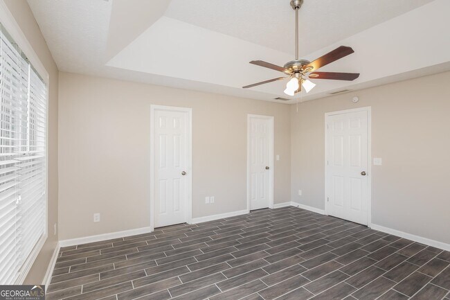 Building Photo - 525 Flintlock Dr