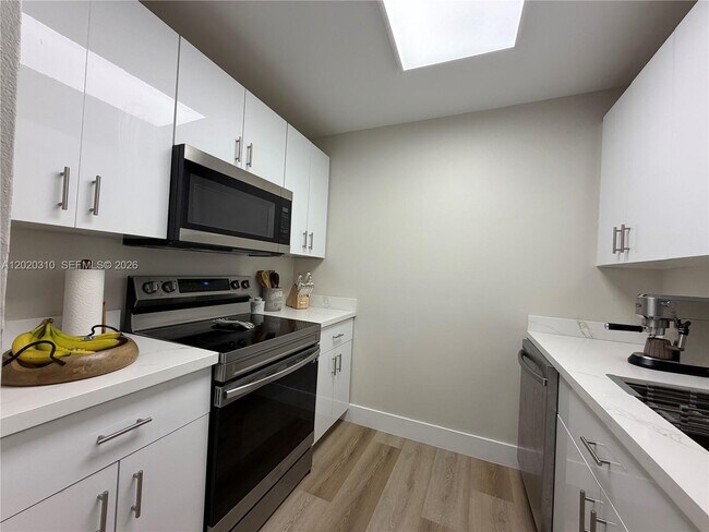 Building Photo - 8240 SW 210th St