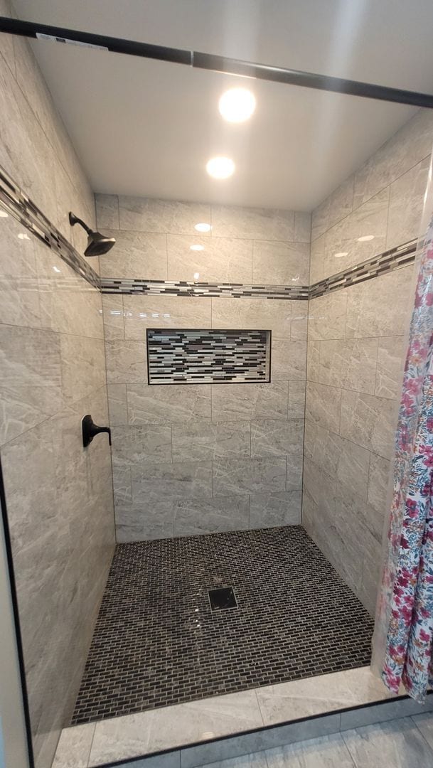 Building Photo - 3 bedroom, 2 Bath Home in Ainaloa Subdivision