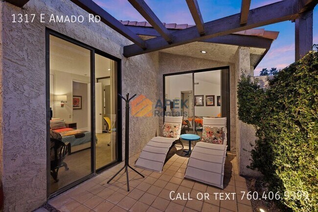 Building Photo - 1317 E Amado Rd