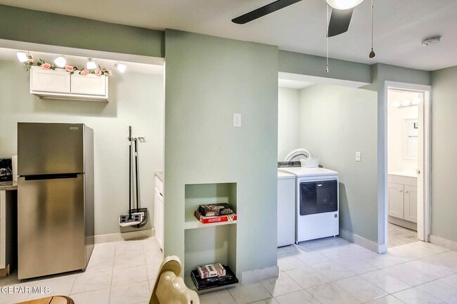 Building Photo - 619 E Nevada Ave