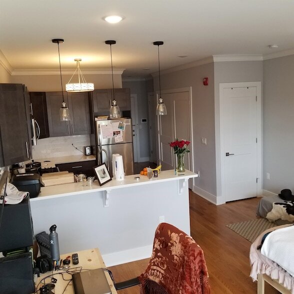 Building Photo - 3 Perrine Ave