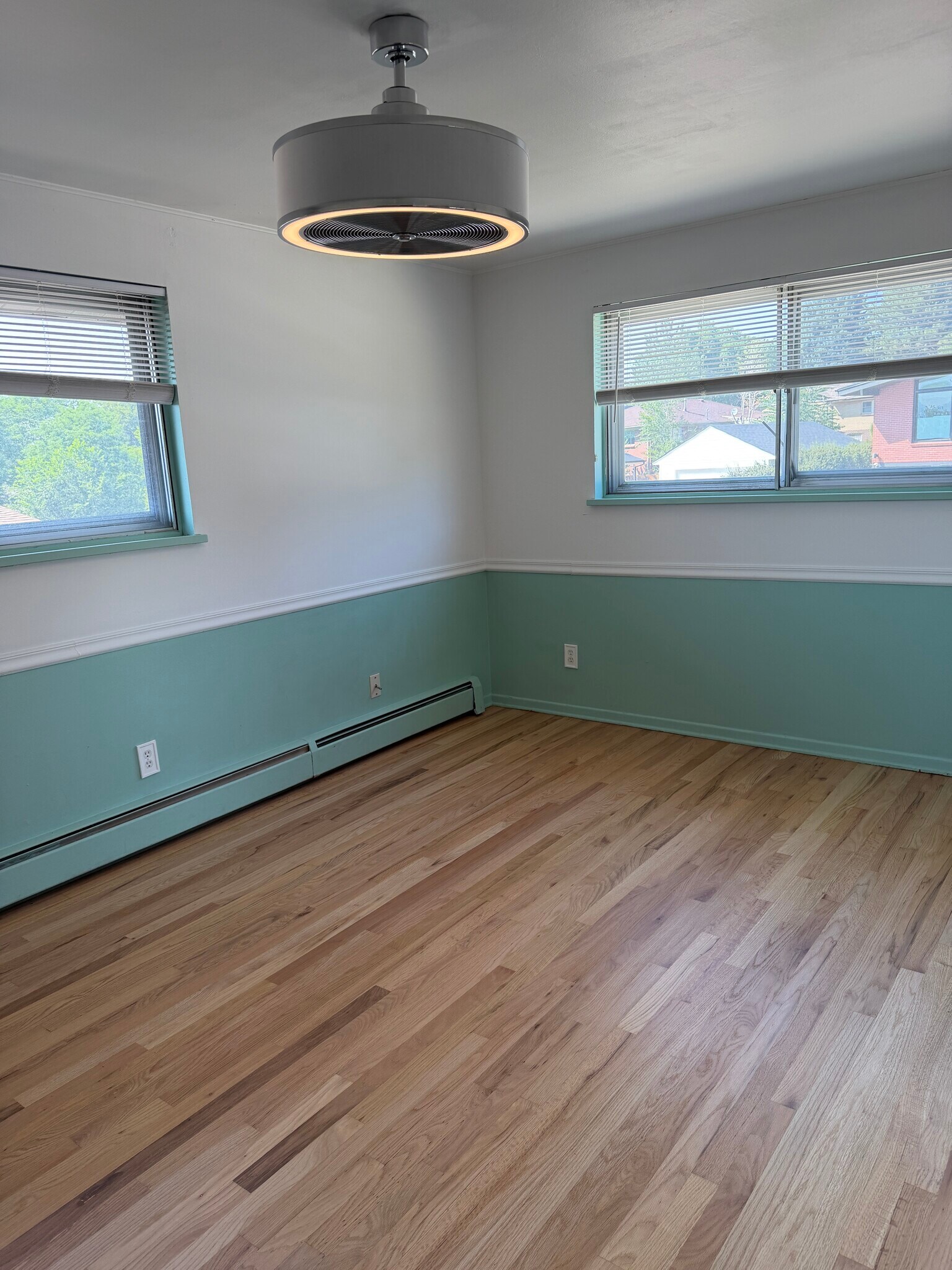 Building Photo - 3620 W Linvale Pl