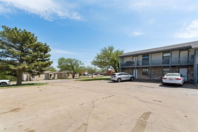 Building Photo - 1401 E St