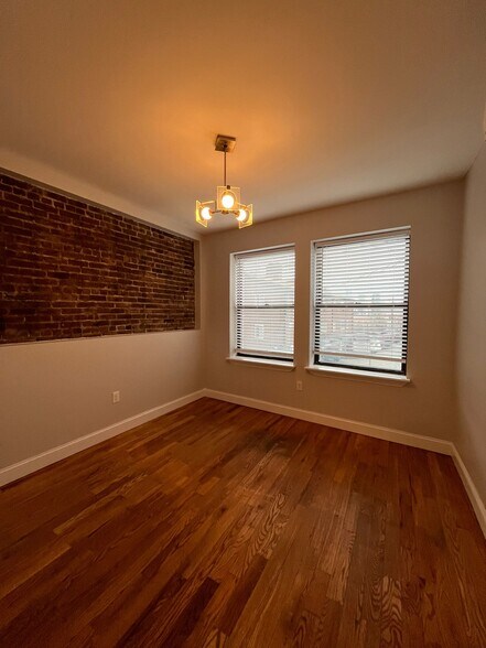 Building Photo - 41 Clifton Pl