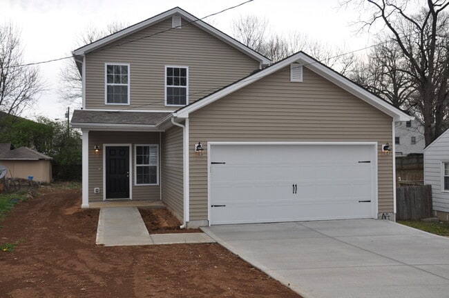 Primary Photo - Pre-Leasing Now for Fall Semester 2026