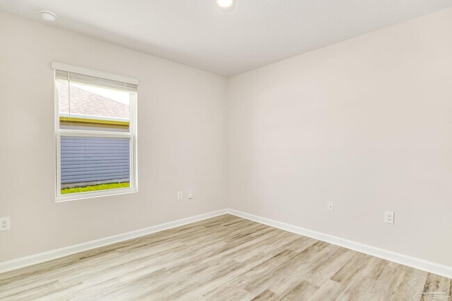 Building Photo - 6323 June Bug Dr