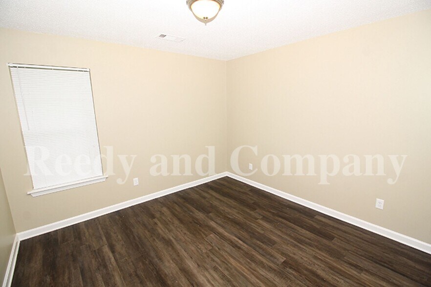 Building Photo - 6612 Dawnhill Rd