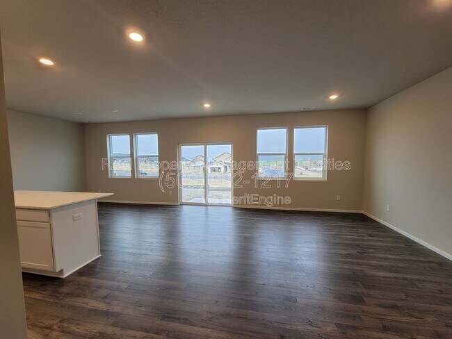 Building Photo - 7752 Ranchland Ln
