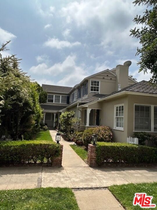 Primary Photo - 10364 Ashton Ave