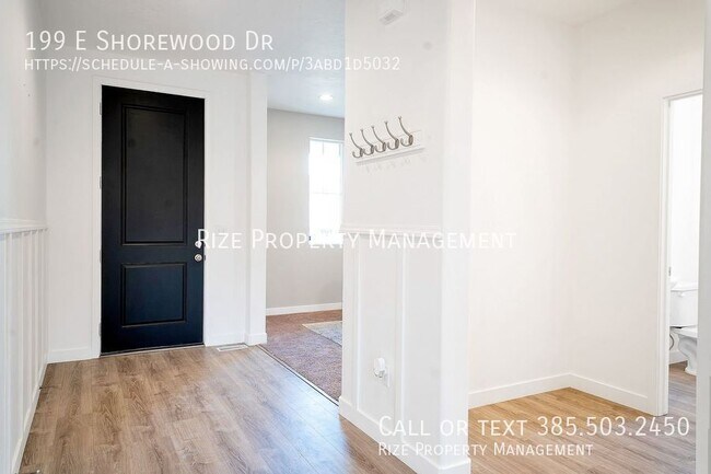 Building Photo - 199 E Shorewood Dr