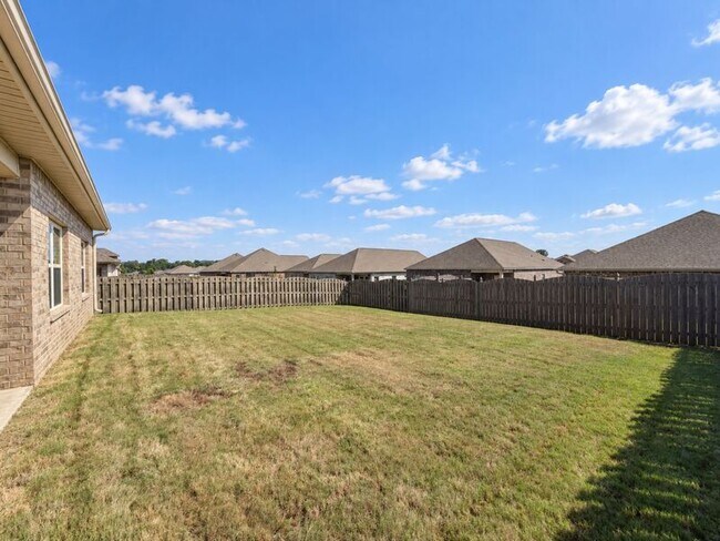 Building Photo - 258 Caudle Dr