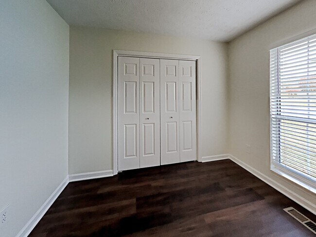 Building Photo - 1300 Georgetown Drive