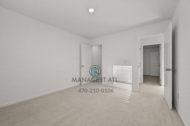 Building Photo - Brand New 5 Bedroom Home with a Master Bed...