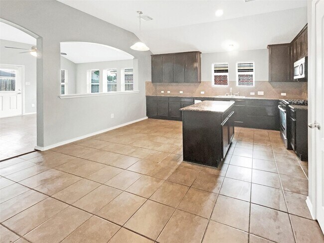 Building Photo - 20419 Canton Trce