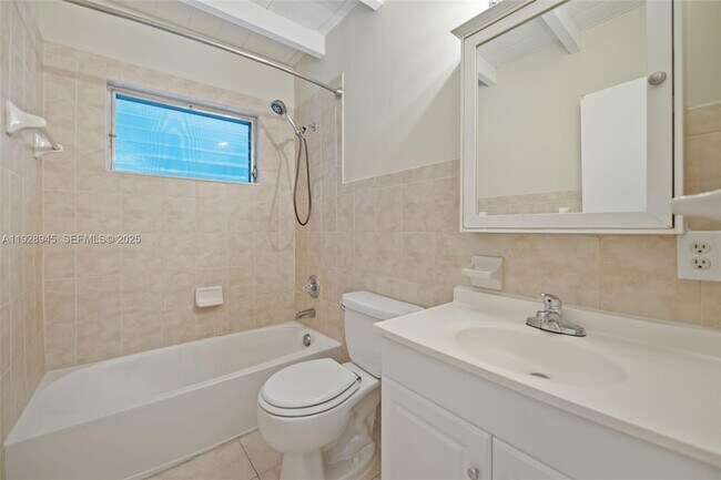 Building Photo - 766 NW 42nd St