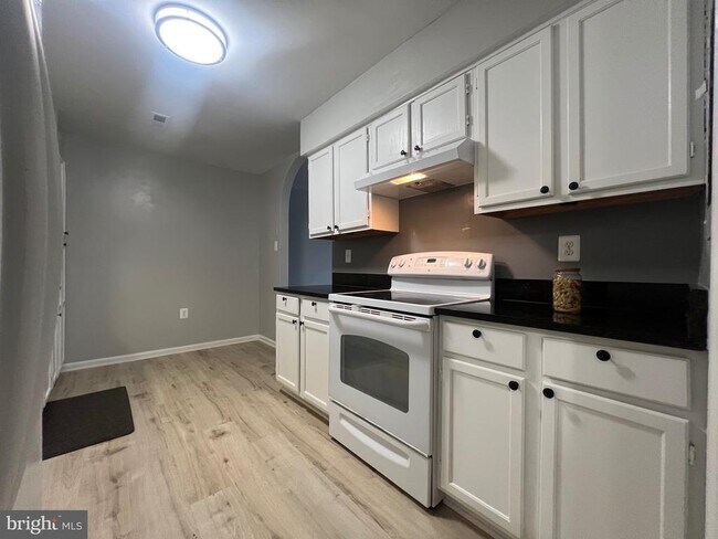 Building Photo - 10448 Rapidan Ln
