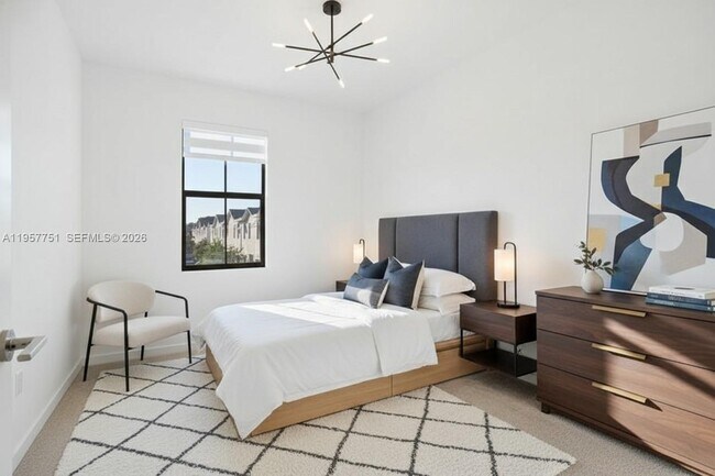 Building Photo - 816 NW 3rd Terrace