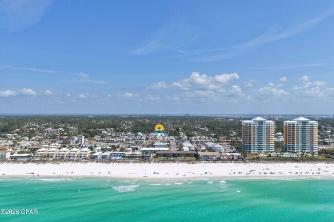 Building Photo - 3904 Ocean View Dr