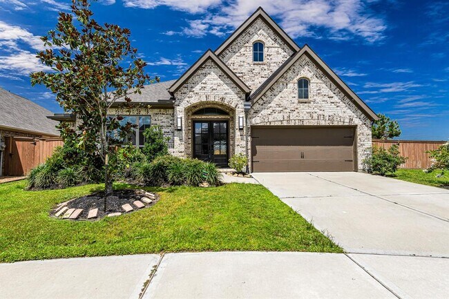 Primary Photo - 7327 Camden Crestwood Way